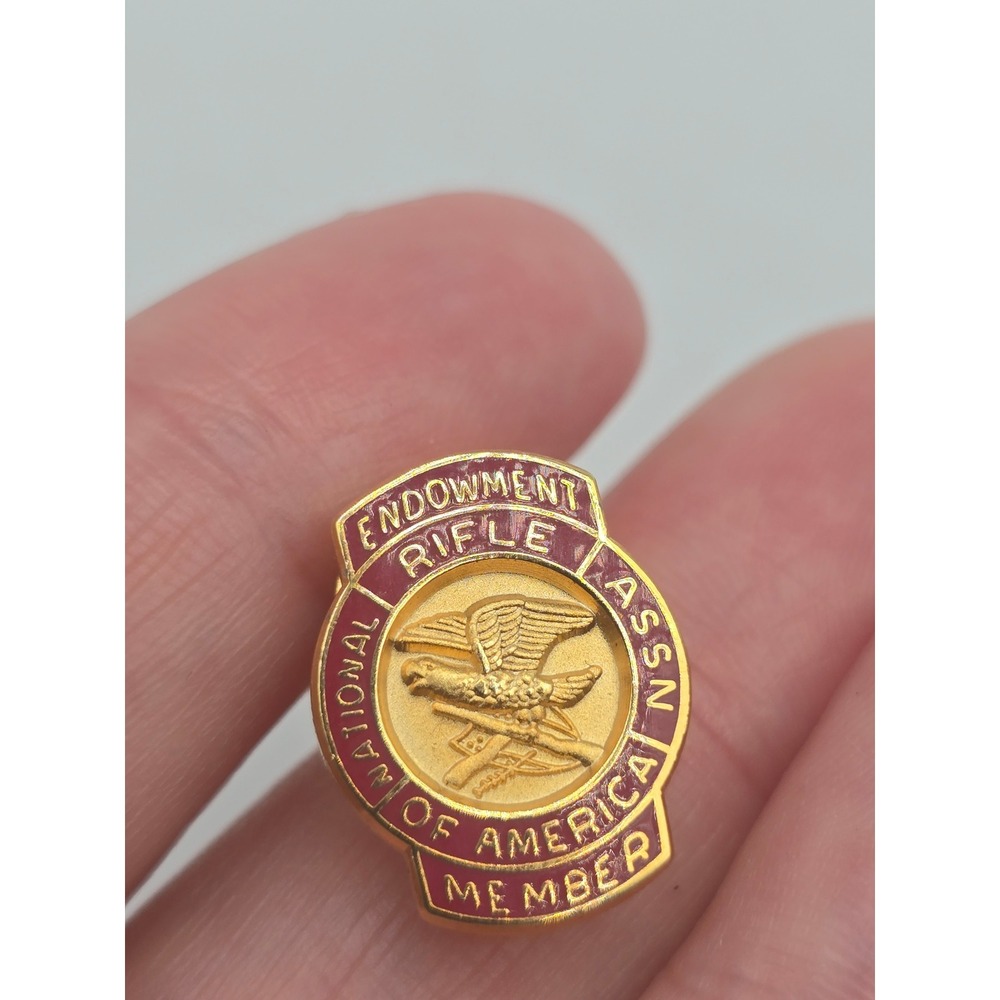 National Rifle Association NRA Endowment Member Lapel Pin Gold Tone Red Enamel
